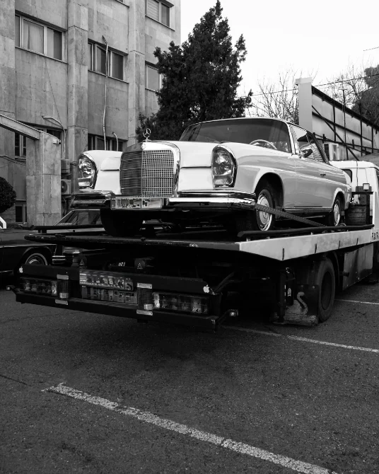 car_towing_W5c-unsplash-scaled